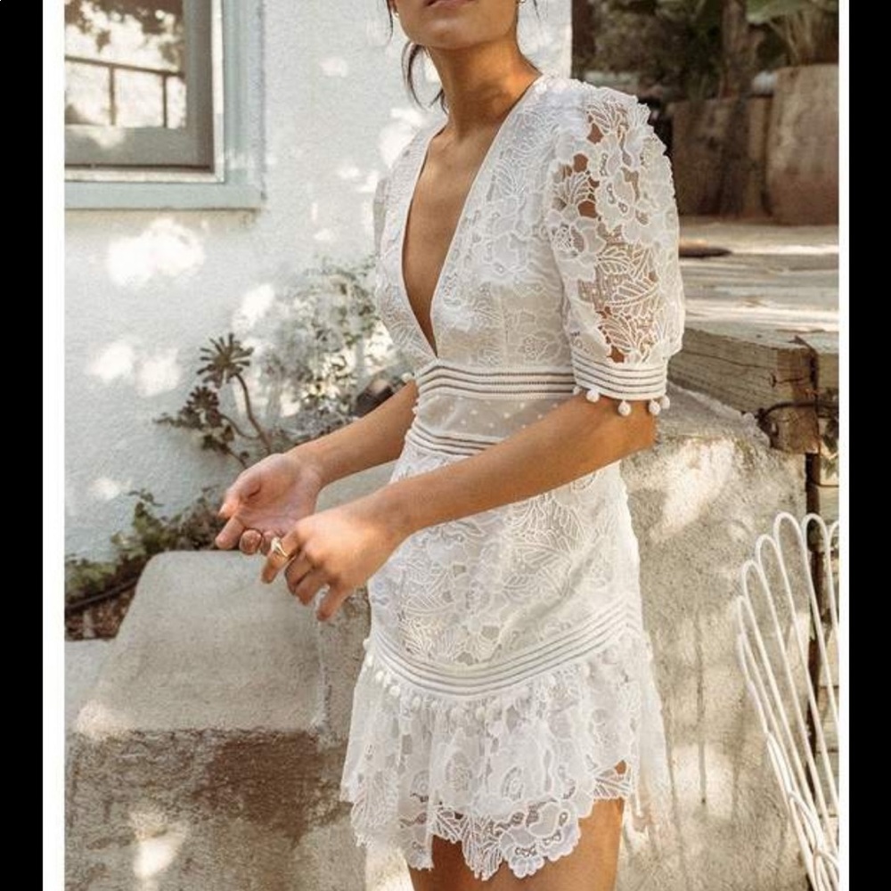 Saylor Mai Lace White Mini Dress
